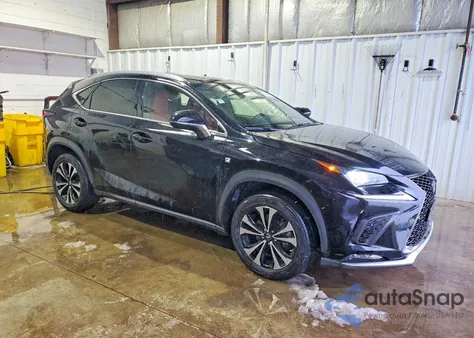 2021 Lexus Nx 300 Base z USA, uszkodzony, nr VIN JTJSARDZXM2250808